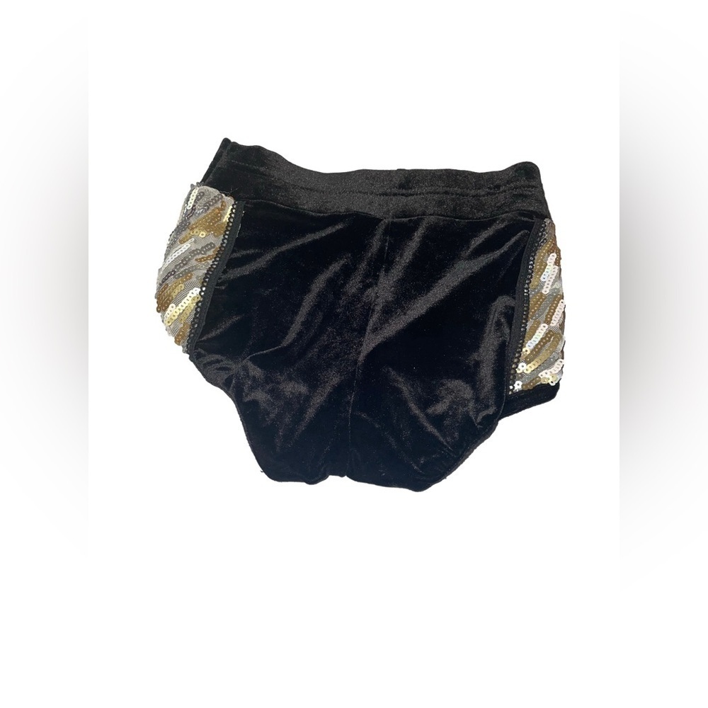 CONTOURS GIRLS SIZE LARGE DANCE BLING SEQUENCED VELVET FEEL SHORTS SIZE L GLAM - Picture 4 of 6